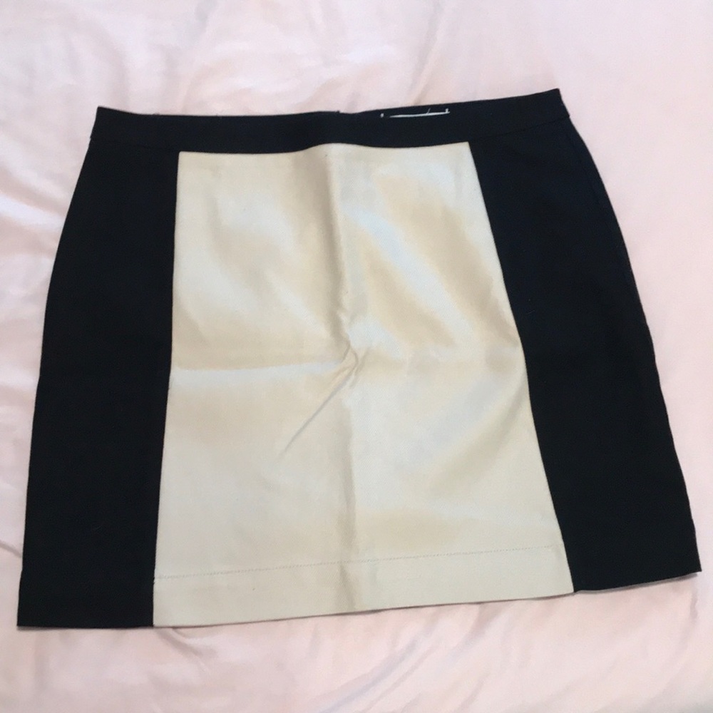 Loft Black/Cream Colorblock Mini Skirt
